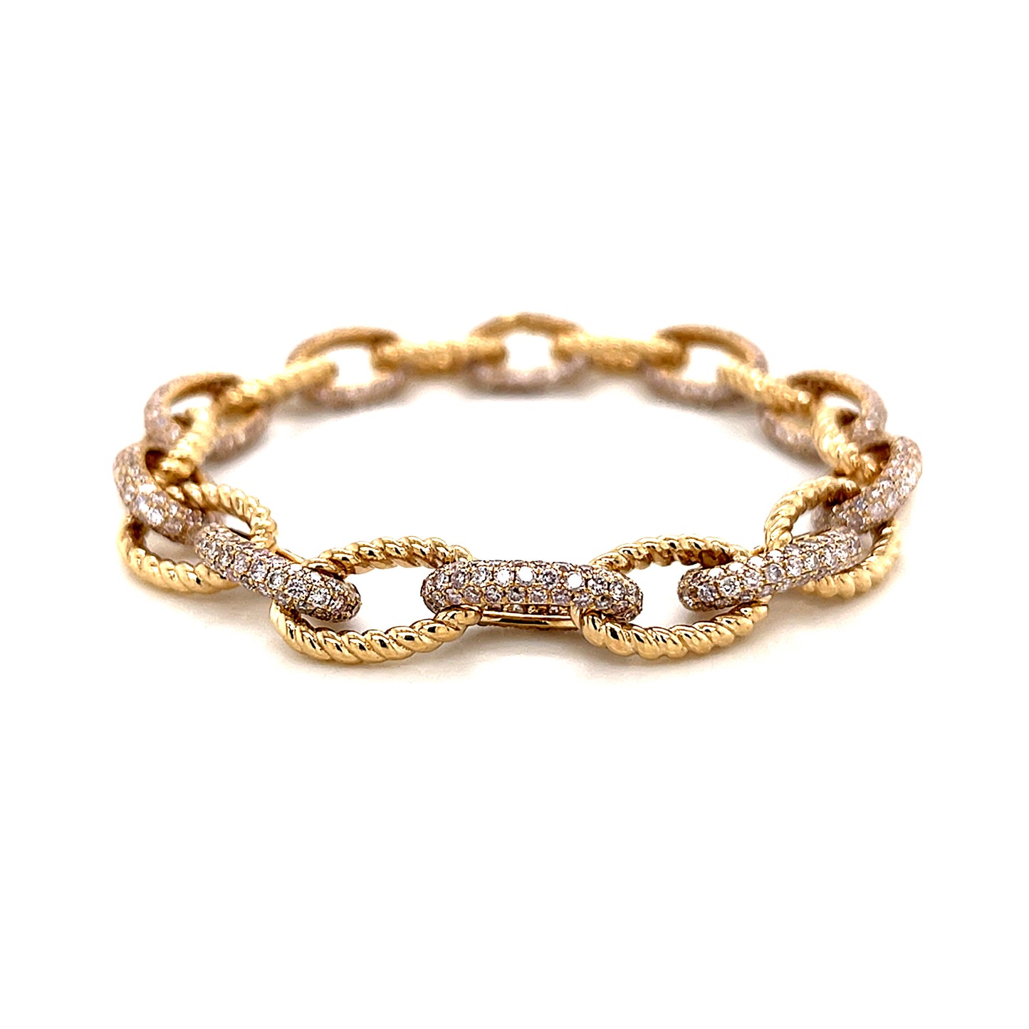 14k Wg 7.11 Rd Tcw Oval Links Bracelet