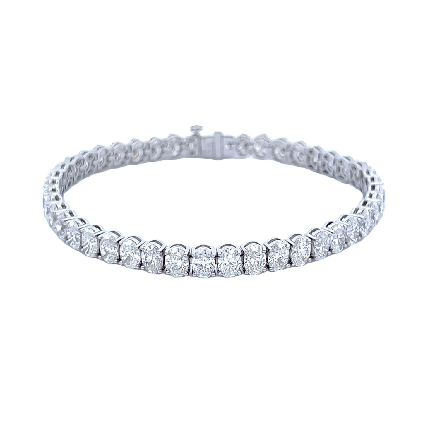 13.37 CT's Oval Diamond Bracelet