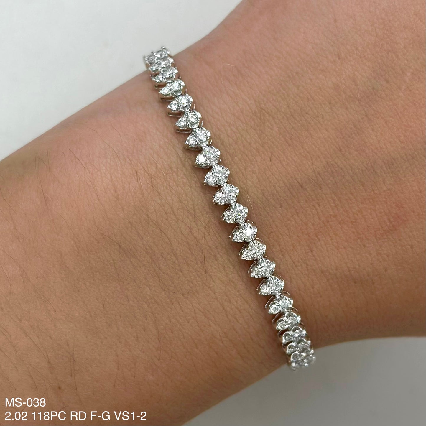 Pulsera de tenis con ilusión de diamantes en forma de pera 2.02