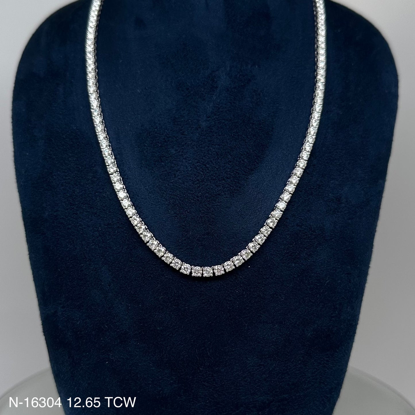 12.65 Cts. Natural Diamond Round Eternity Necklace