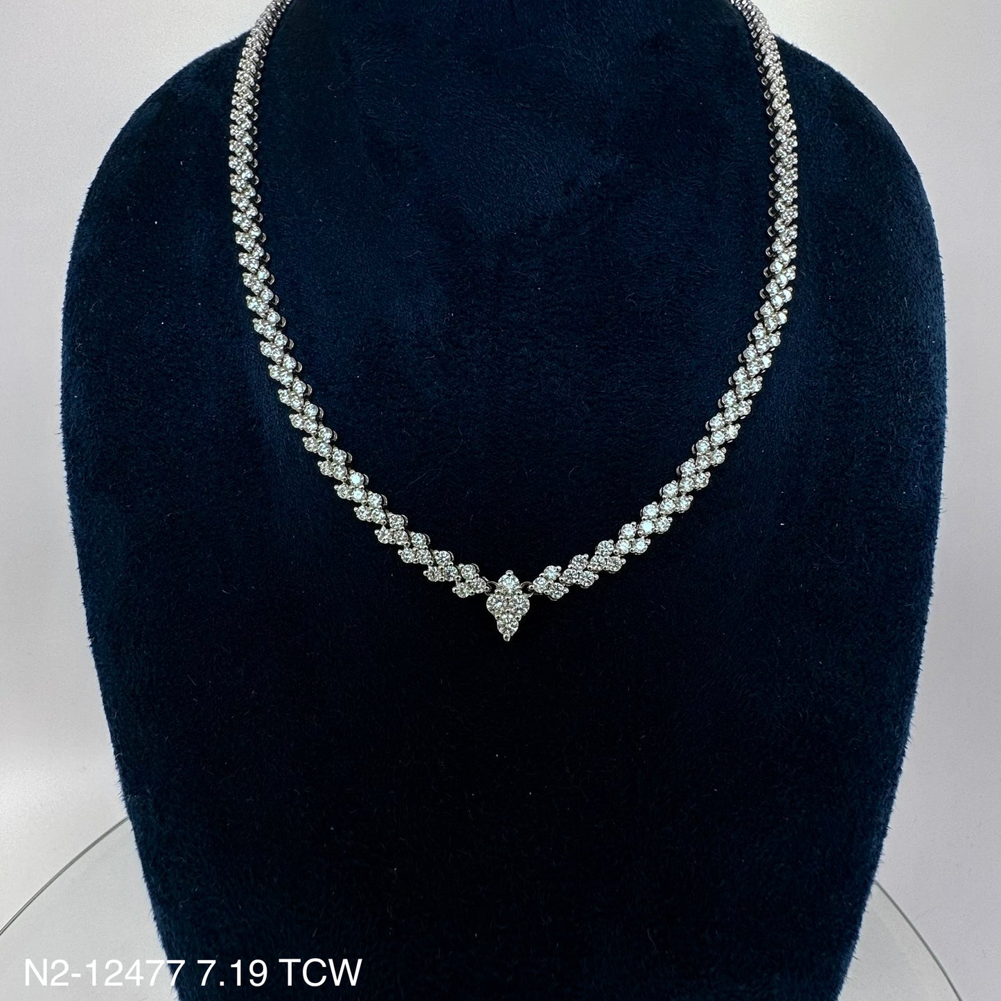 18k Wg 7.19 Rd Tcw  Diamond Necklace