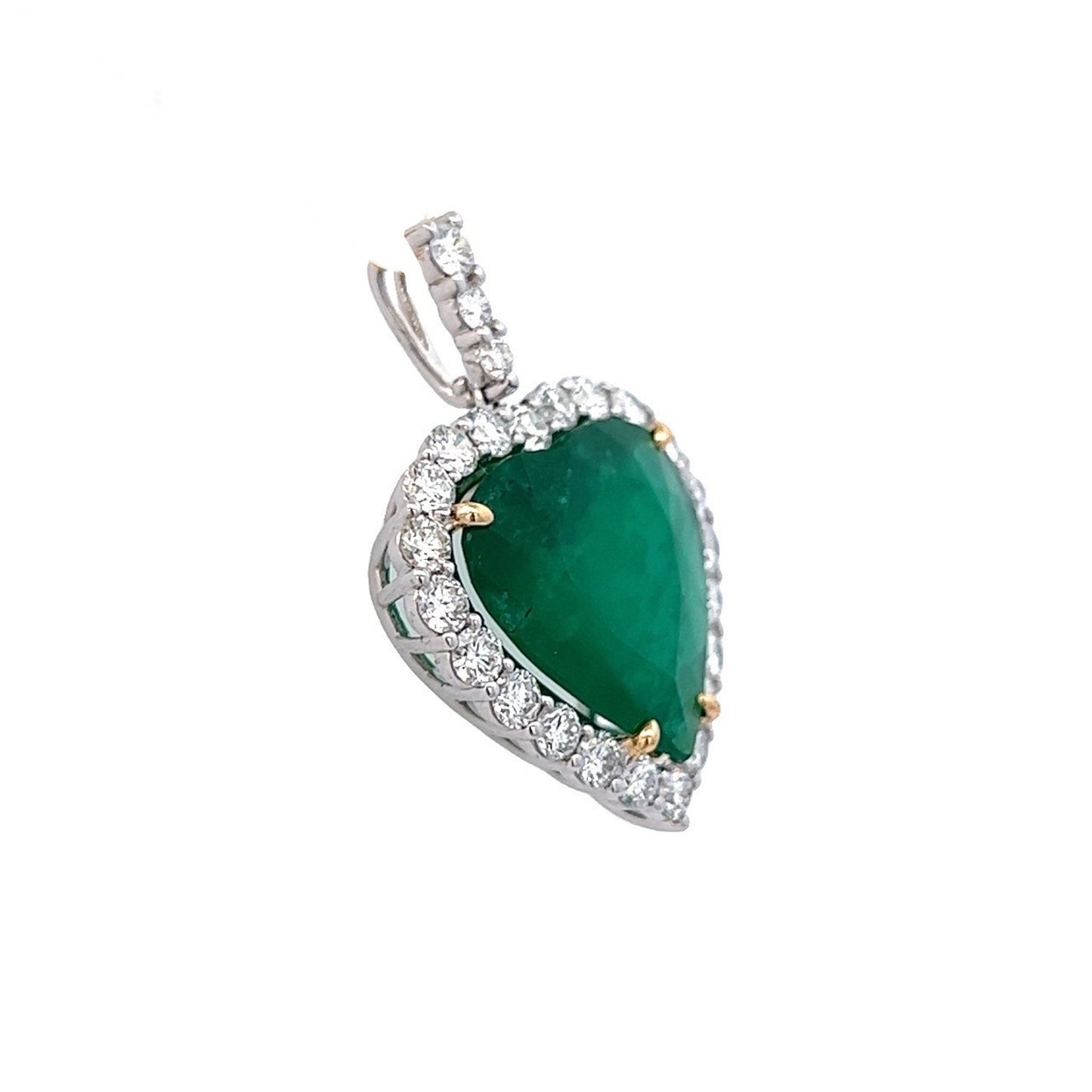 Colgante con halo de esmeralda en forma de corazón de 18 k Twt 8,40 GIA